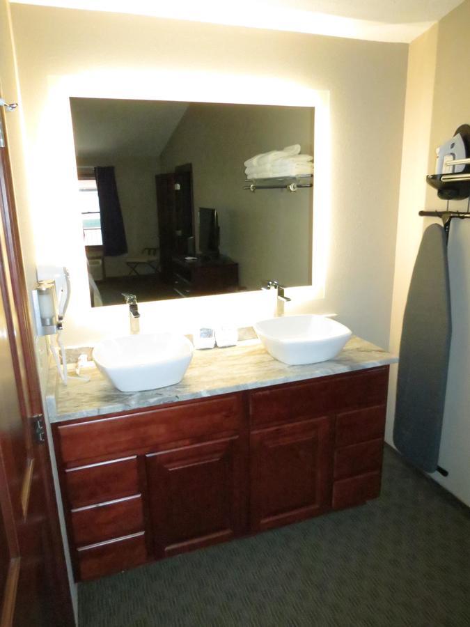 Edgewater Hotel And Suites Put-in-Bay Dış mekan fotoğraf